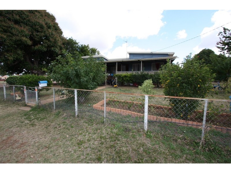 1 Richards Lane, Charters Towers QLD 4820