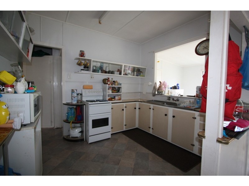 1 Richards Lane, Charters Towers QLD 4820