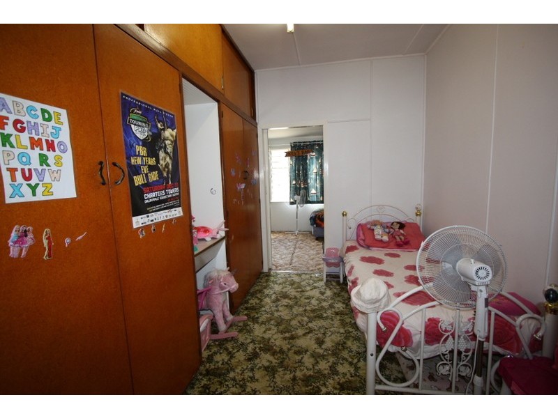 1 Richards Lane, Charters Towers QLD 4820