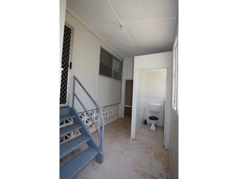111 Hackett Terrace, Charters Towers QLD 4820