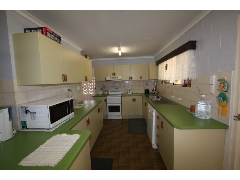 31 Jackson Street, Charters Towers QLD 4820