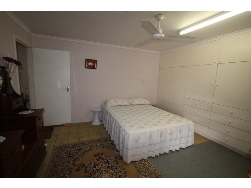 31 Jackson Street, Charters Towers QLD 4820