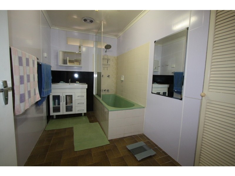 31 Jackson Street, Charters Towers QLD 4820