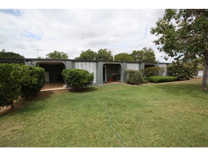18 Jardine Lane, Charters Towers QLD 4820