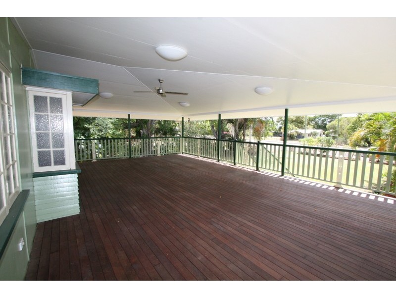 32 Prior Street, Charters Towers QLD 4820