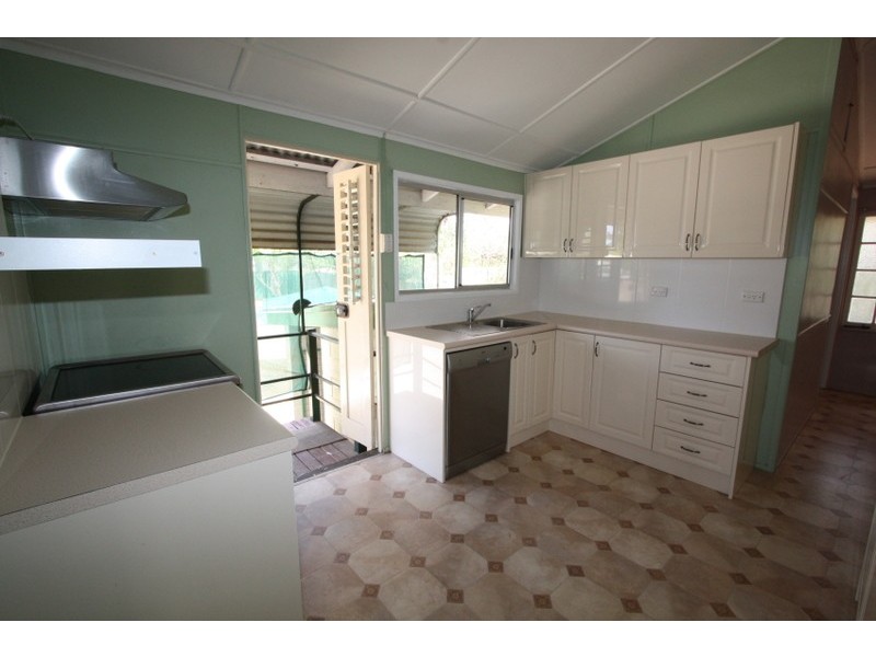 32 Prior Street, Charters Towers QLD 4820