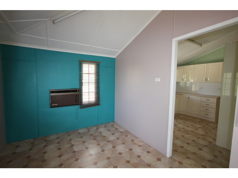 32 Prior Street, Charters Towers QLD 4820