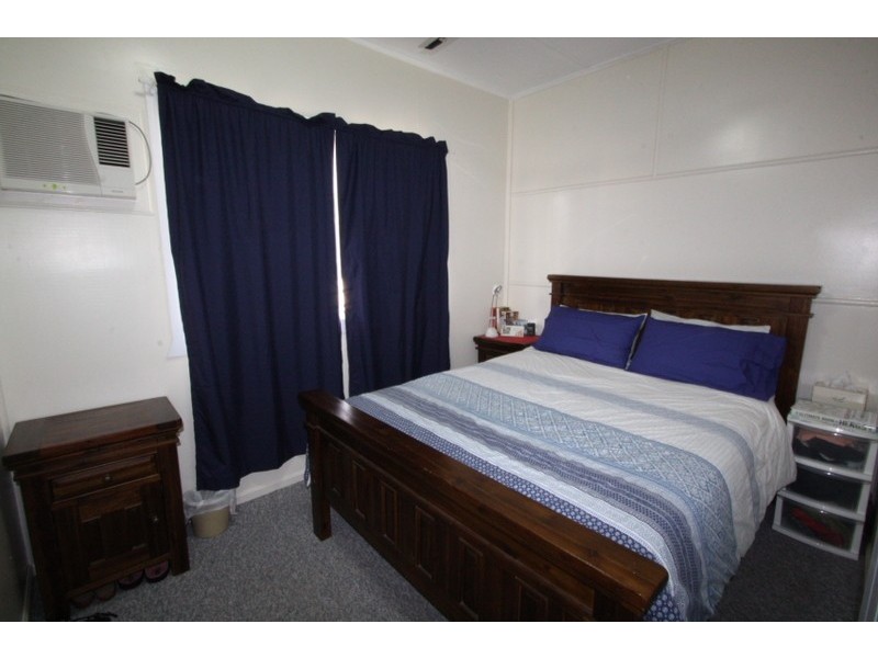 34 Aland Street, Charters Towers QLD 4820