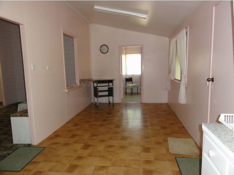 2 Craven Street, Charters Towers QLD 4820
