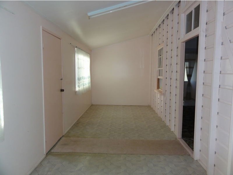 2 Craven Street, Charters Towers QLD 4820