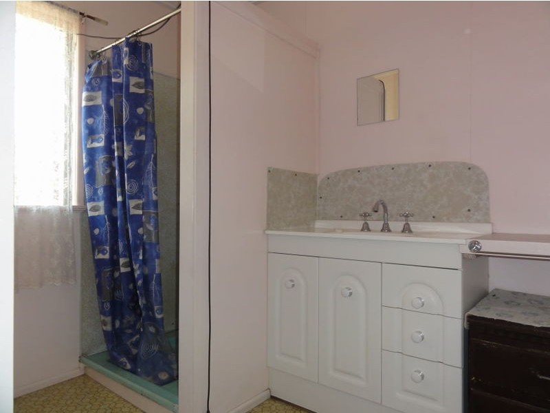 2 Craven Street, Charters Towers QLD 4820