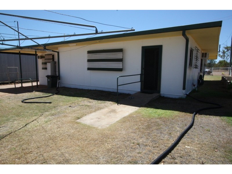 52 Mill Street, Pentland QLD 4816