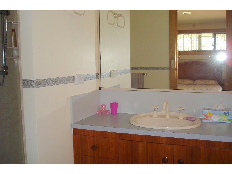 Squeaking Point TAS 7307