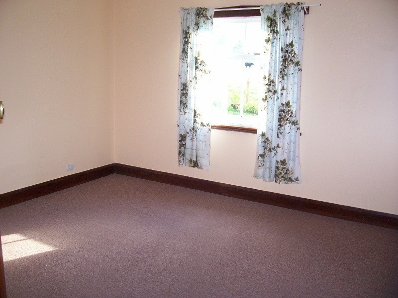 Nowhere Else TAS 7306