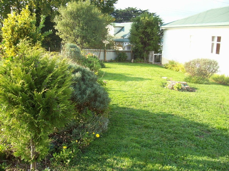 Nowhere Else TAS 7306