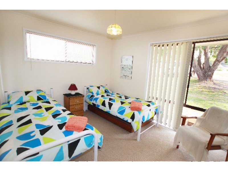 Pacific House  200 Pacific Way, Tura Beach NSW 2548
