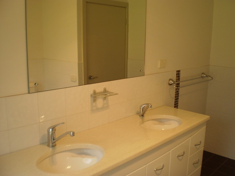 15 Frederick Street, North Rothbury NSW 2335