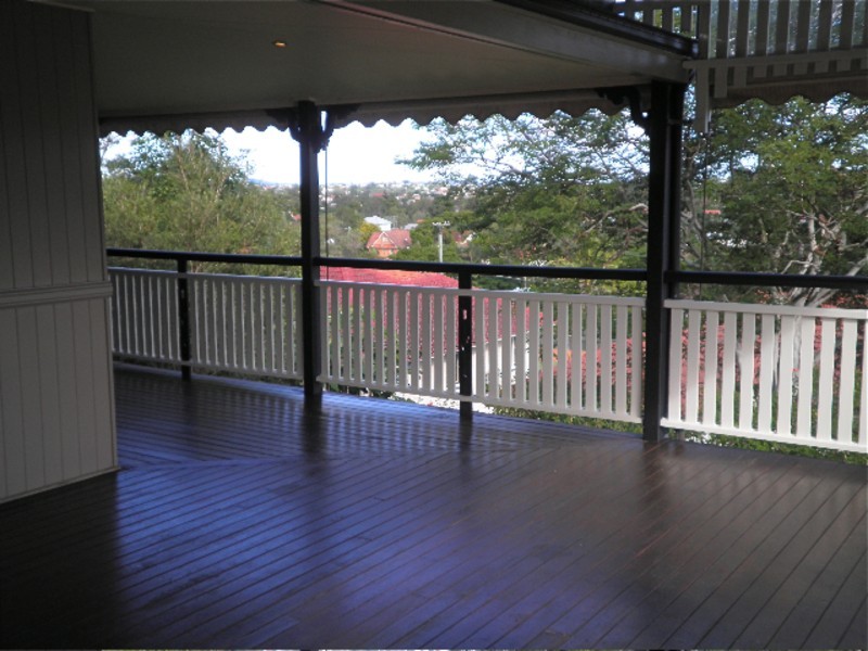 6 Laruma street, Ashgrove QLD 4060