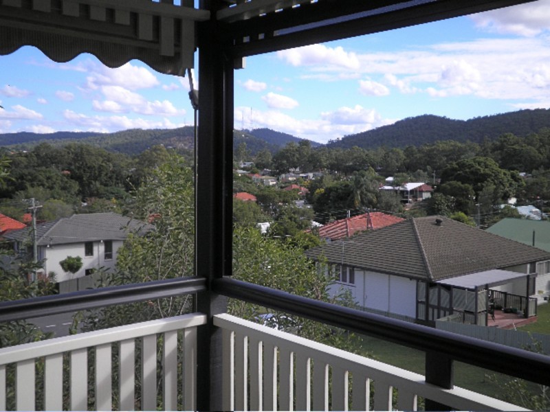 6 Laruma street, Ashgrove QLD 4060