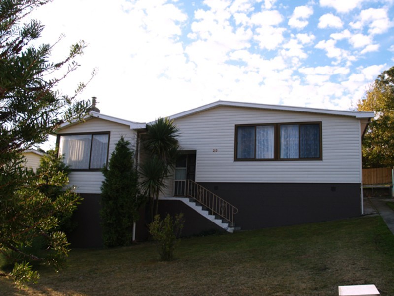 29 Devines Road, Glenorchy TAS 7010