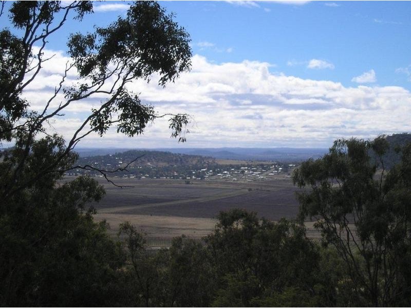 14 Linora Drive Gowrie Mountain, Toowoomba QLD 4350