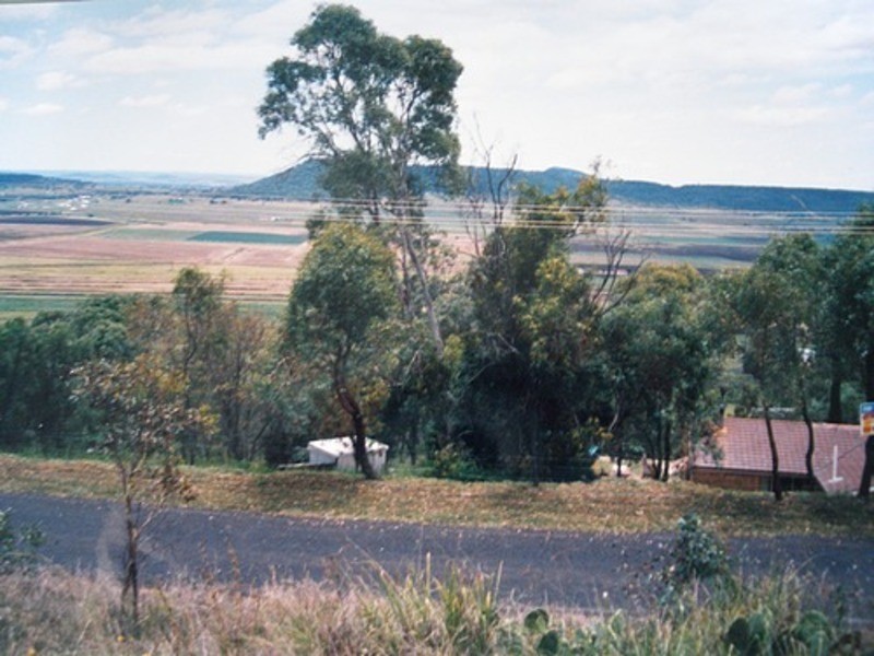 14 Linora Drive Gowrie Mountain, Toowoomba QLD 4350