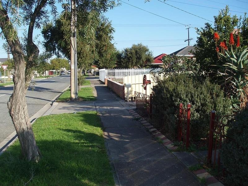 2/15 Austin Street, Croydon Park SA 5008