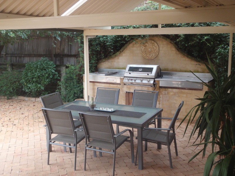 6 silverton st, Glenwood NSW 2768