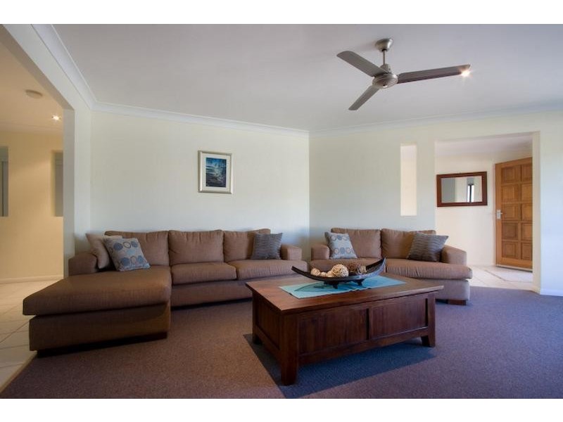 9 Greenside  Court, Peregian Springs QLD 4573