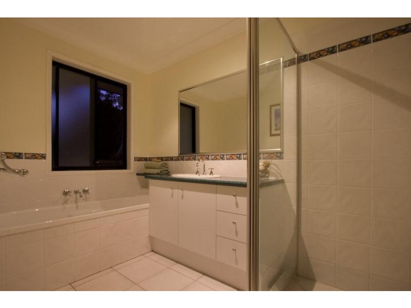 9 Greenside  Court, Peregian Springs QLD 4573