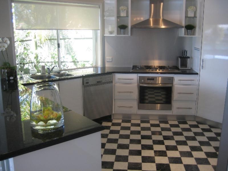 15 Shorehaven Drive, Noosa Waters QLD 4566