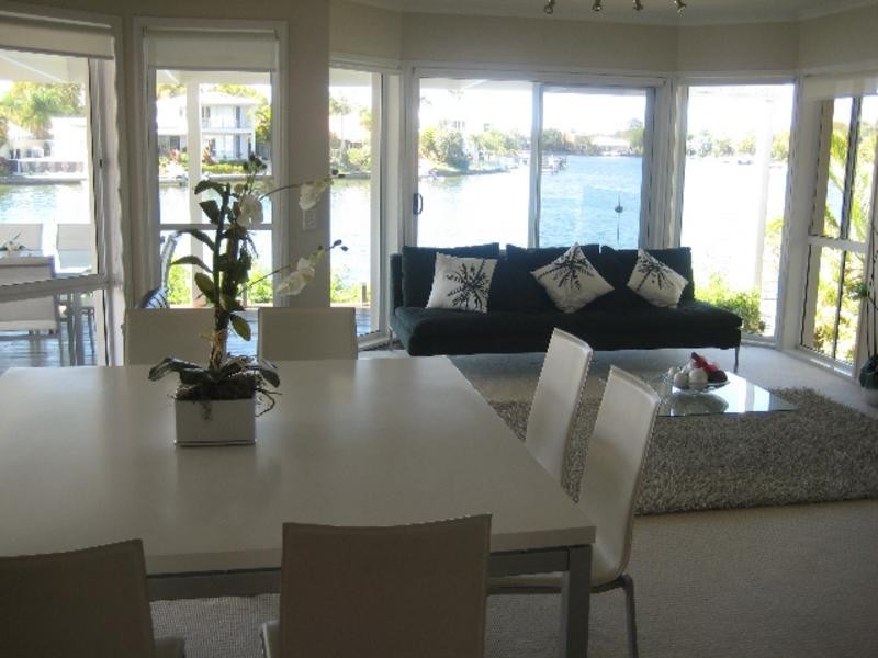 15 Shorehaven Drive, Noosa Waters QLD 4566