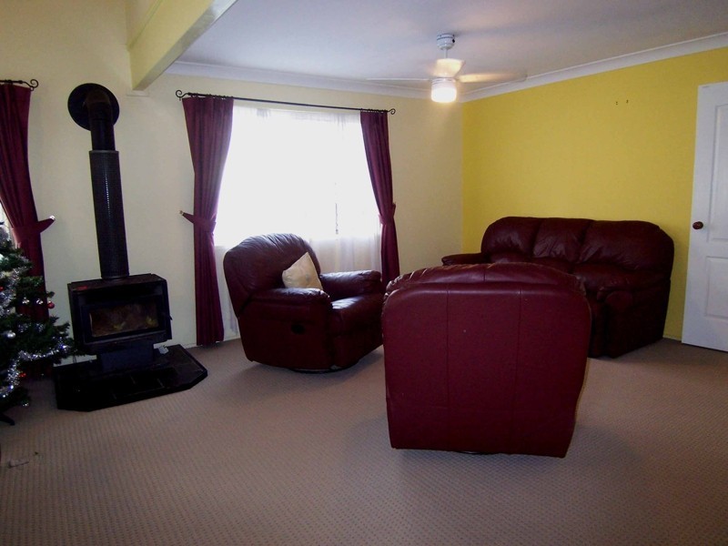 294 Springwood Road, Springwood QLD 4127