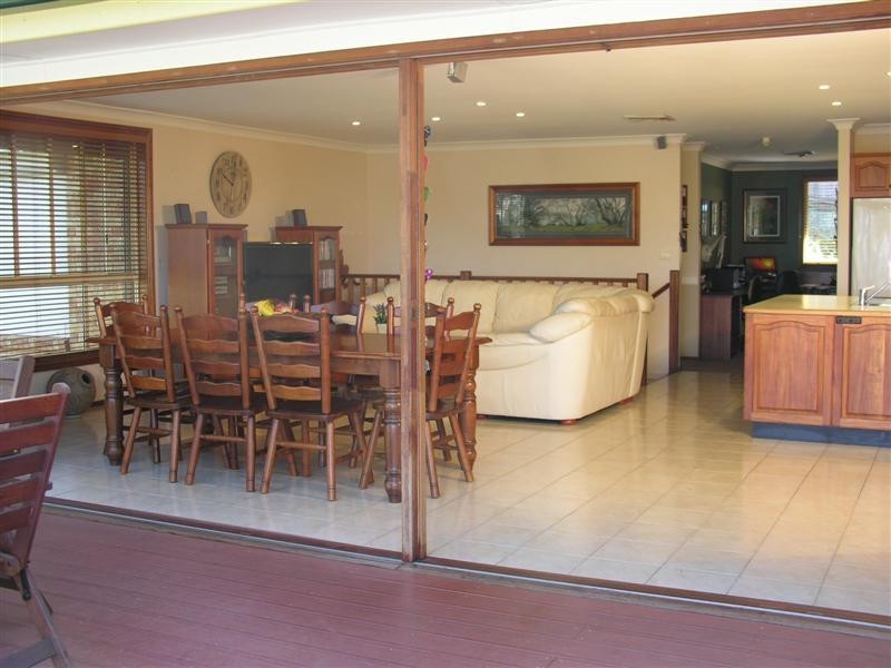 30 Warwick Close, Blaxland NSW 2774