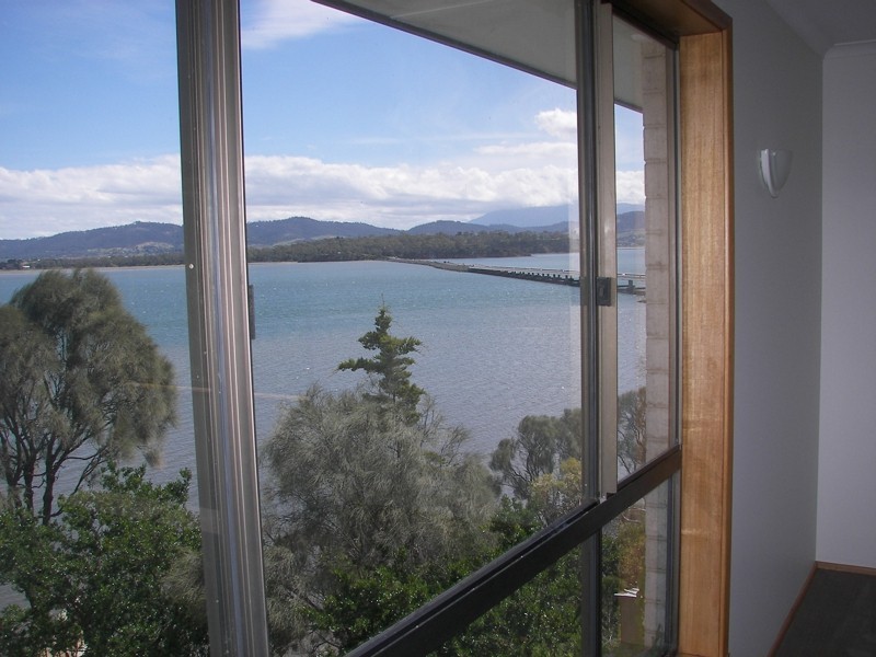 27 Southern Drive, Midway Point TAS 7171