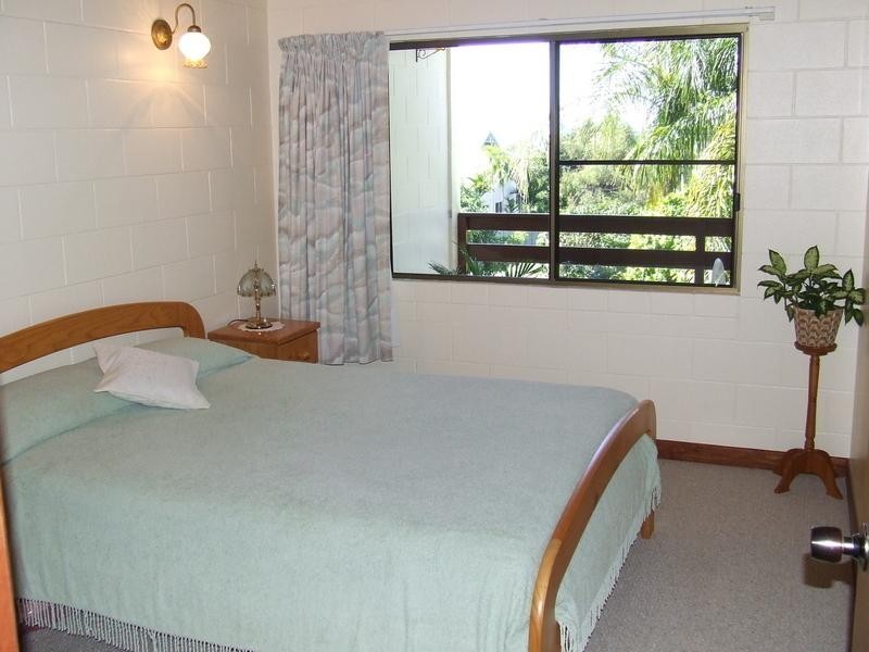 35 Gloucester Avenue, Hideaway Bay QLD 4800