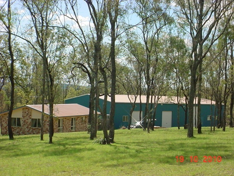 8 Forest Ridge Road, Grandchester QLD 4340