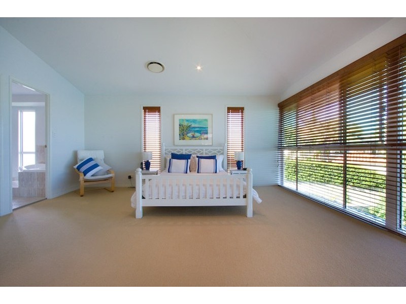 197 Shorehaven Dr, Noosa Waters QLD 4566