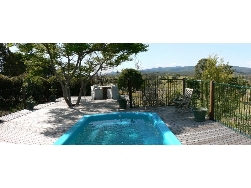 19 Flindersia Dr, Cooran QLD 4569