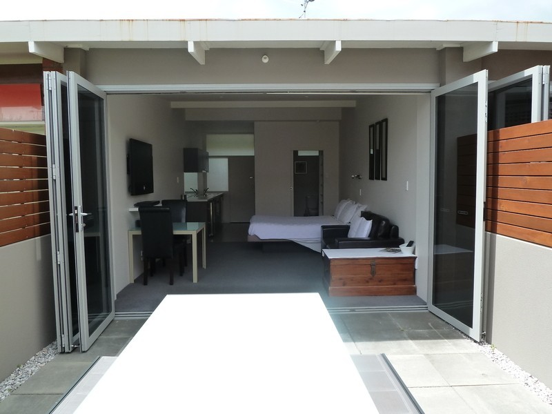 Unit 2/16  King Street, Sandy Bay TAS 7005