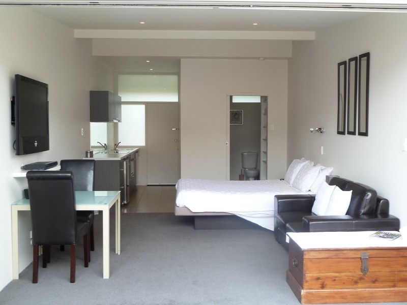 Unit 2/16  King Street, Sandy Bay TAS 7005