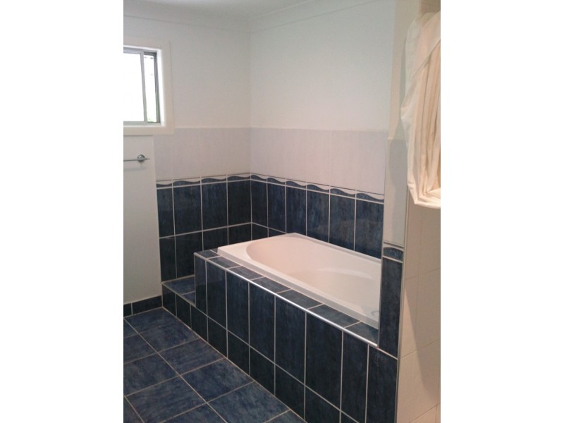 30 Tewantin Road, Cooroy QLD 4563