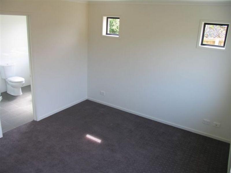 28 Hymettus Street, Howrah TAS 7018