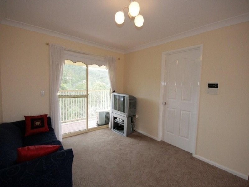 8-10  Roebourne Ct, Shailer Park QLD 4128