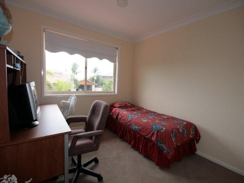 8-10  Roebourne Ct, Shailer Park QLD 4128