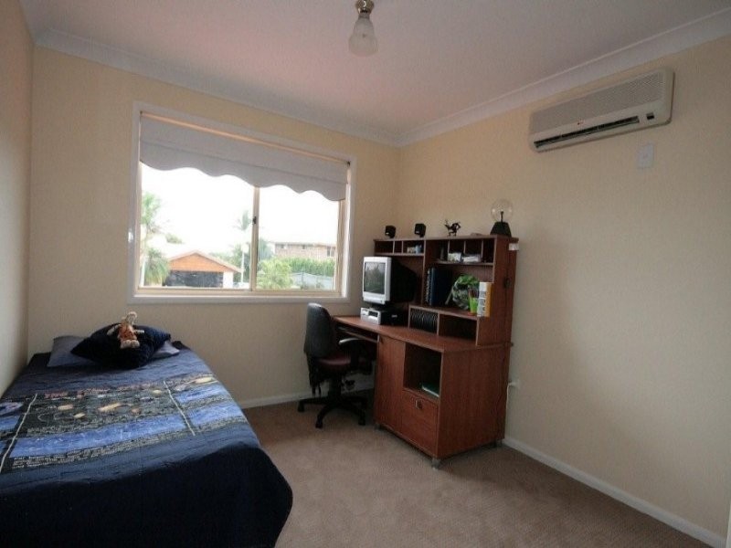 8-10  Roebourne Ct, Shailer Park QLD 4128