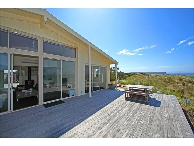 18 Thompson Way, Clifton Beach TAS 7020