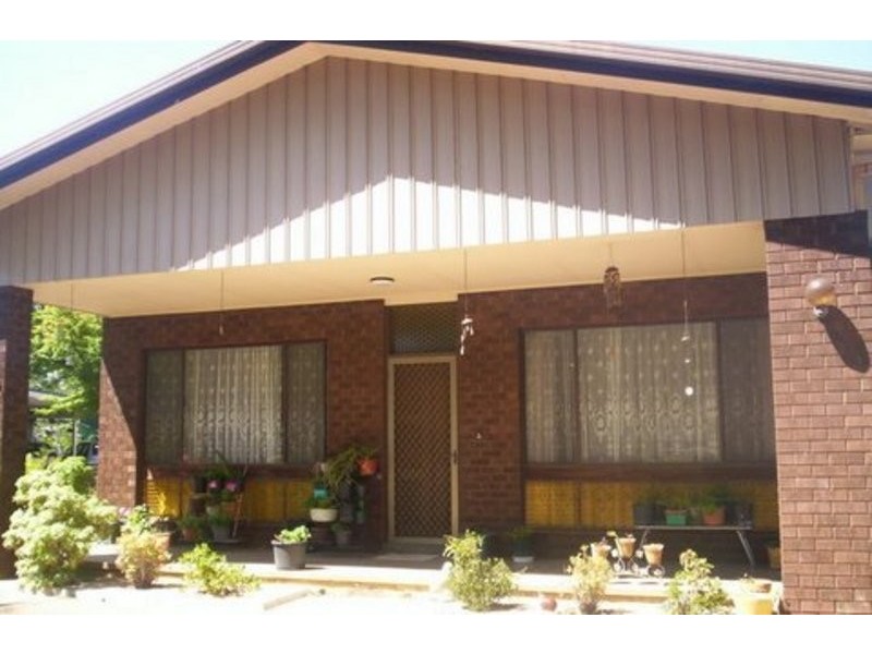 34 Delany Avenue, Bright VIC 3741