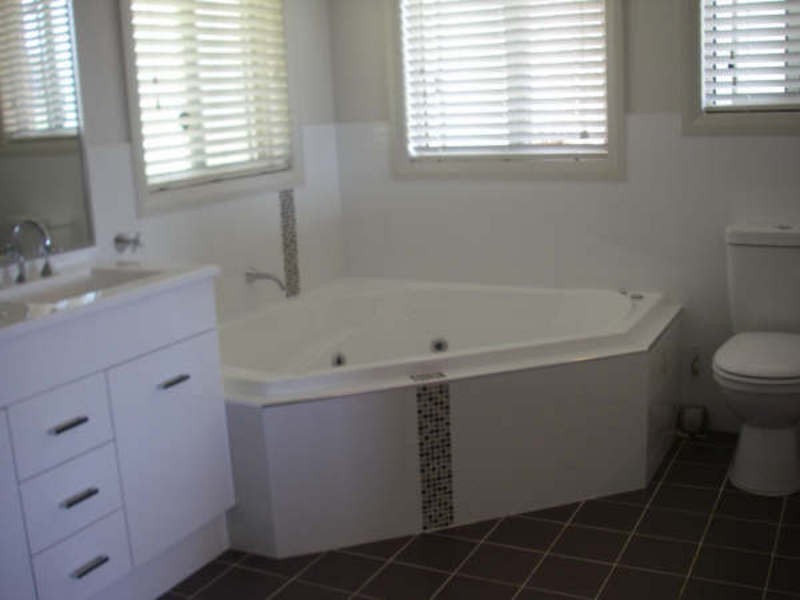 11 Wallace Circuit, Coffs Harbour NSW 2450