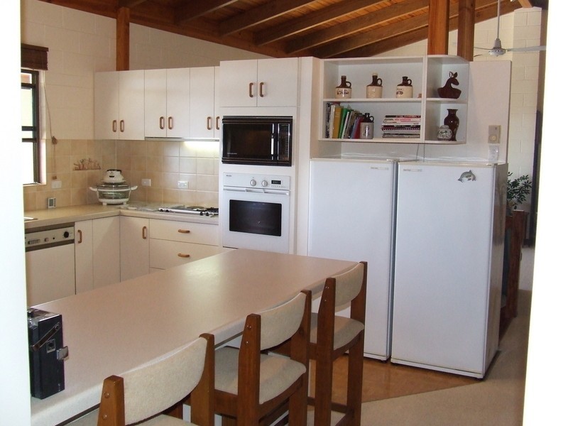 35 Gloucester Avenue, Hideaway Bay QLD 4800